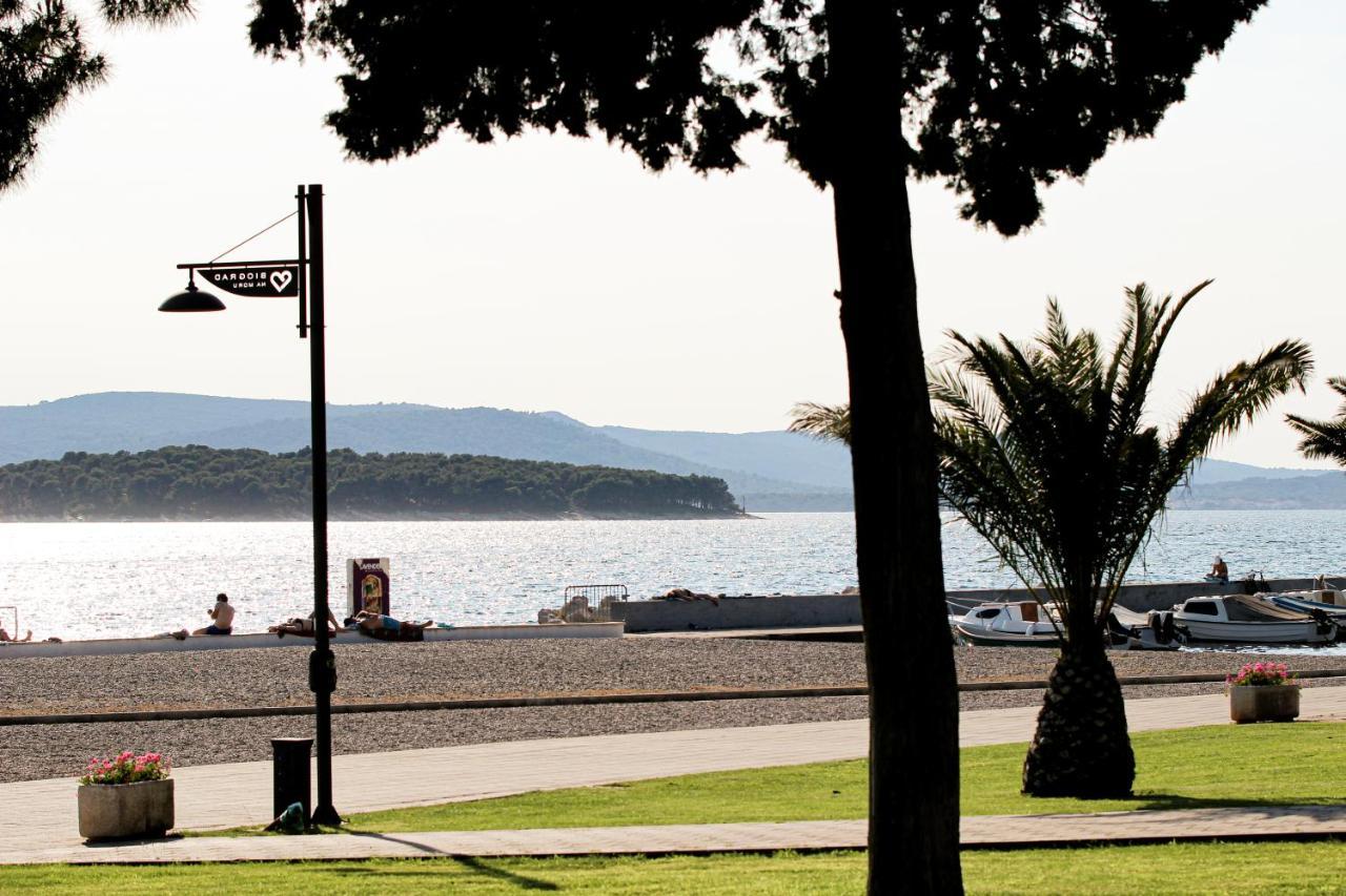 Kuca Sladoleda Hotel Biograd Na Moru Exterior foto